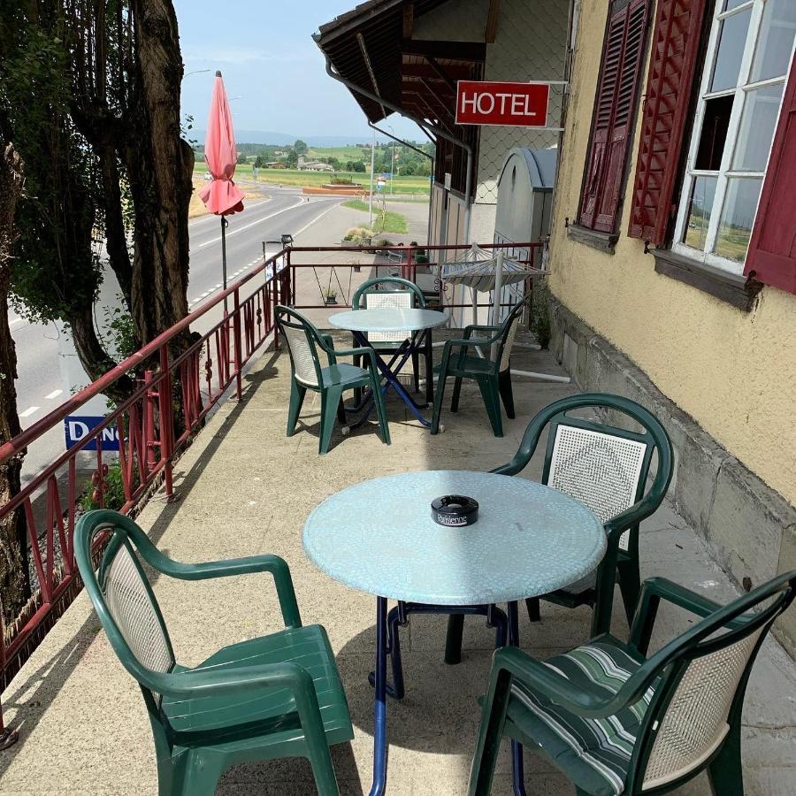 Hotel Schonbrunnen Münchenbuchsee Екстериор снимка