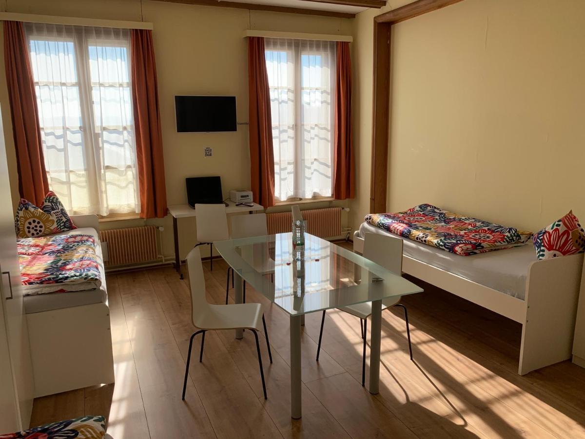 Hotel Schonbrunnen Münchenbuchsee Екстериор снимка