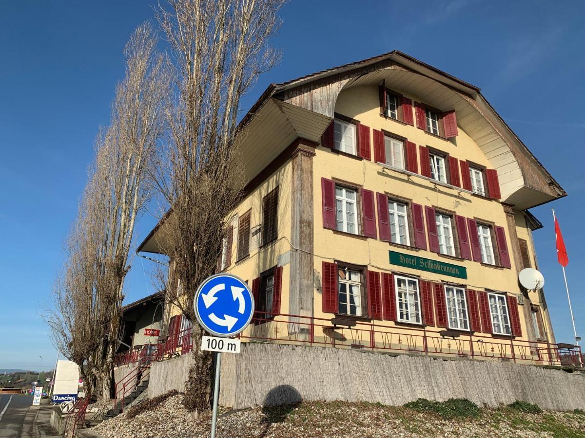 Hotel Schonbrunnen Münchenbuchsee Екстериор снимка