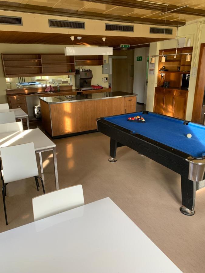 Hotel Schonbrunnen Münchenbuchsee Екстериор снимка