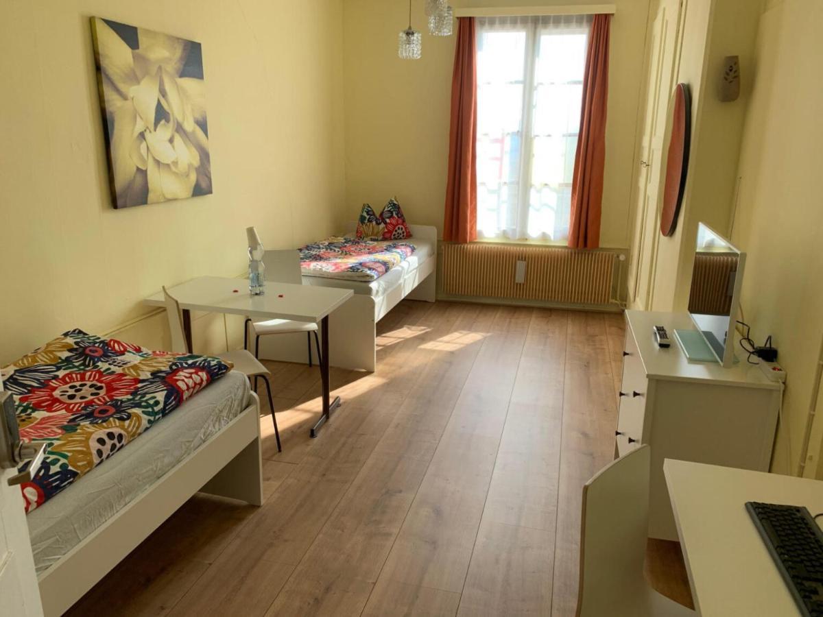 Hotel Schonbrunnen Münchenbuchsee Екстериор снимка