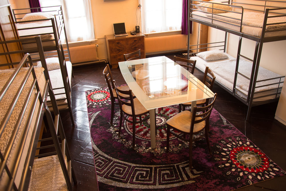 Hotel Schonbrunnen Münchenbuchsee Екстериор снимка