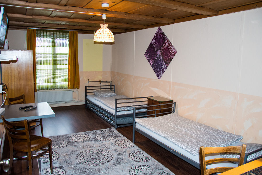 Hotel Schonbrunnen Münchenbuchsee Екстериор снимка