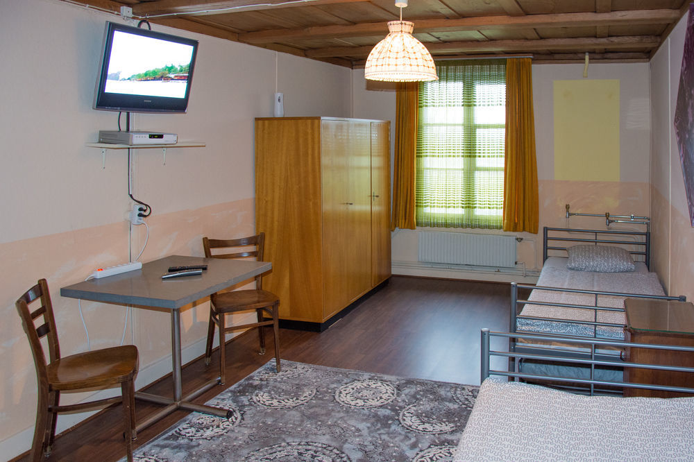 Hotel Schonbrunnen Münchenbuchsee Екстериор снимка